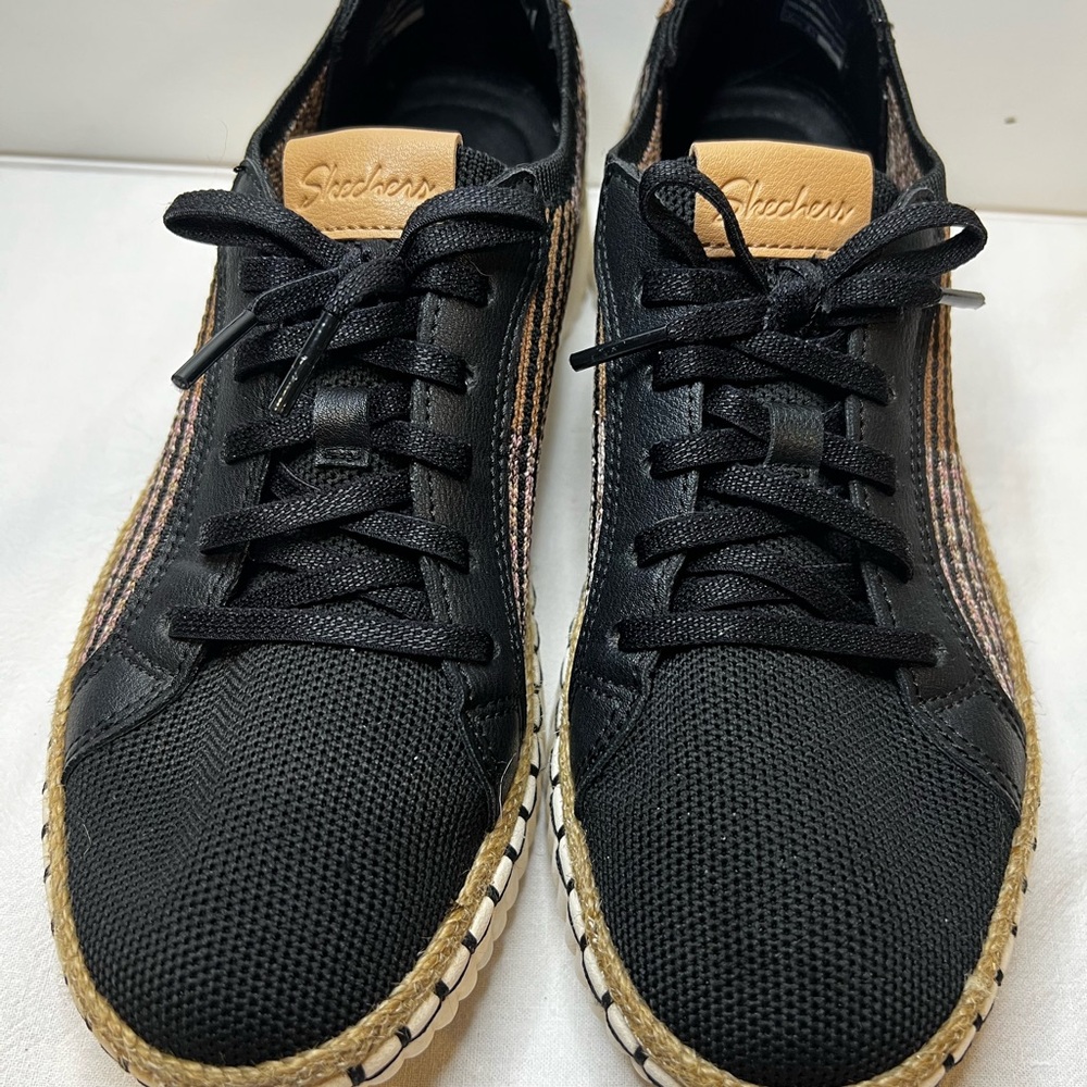 Skechers Women's Wilshire Blvd Washable Vegan Sneakers Black size 9 - Picture 2 of 9